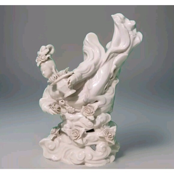 Kwan Yen Bodhisattva Goddess Of Compassion Porcelain Bust Intricate Details VTG